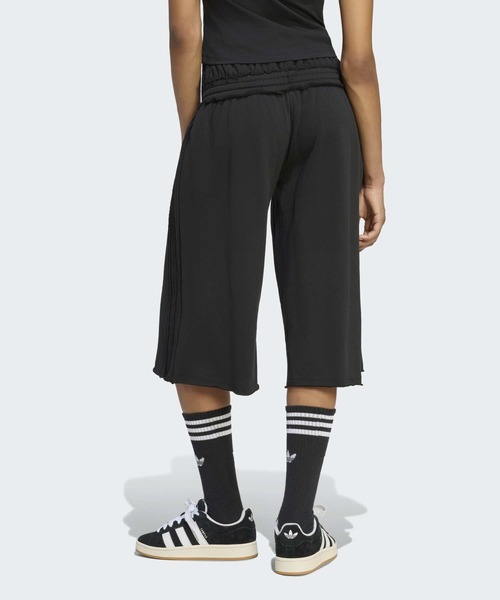 adidas(アディダス)の「ウィンタライズド ダブル ショーツ / ハーフパンツ / アディダスオリジナルス adidas Originals(その他パンツ・レディース・ブラック・SMALL/3XL/X-LARGE/MEDIUM/XX-LARGE/LARGE/X-SMALL)」の2枚目の写真