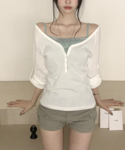 VIVID LADY(ビビッドレディー)の「ロールアップスリーブ ヘンリーネックロングTシャツ(Tシャツ/カットソー・レディース・カーキ/グレー/ワイン/ブラック/ミント/アイボリー・FREE)」の2枚目の写真