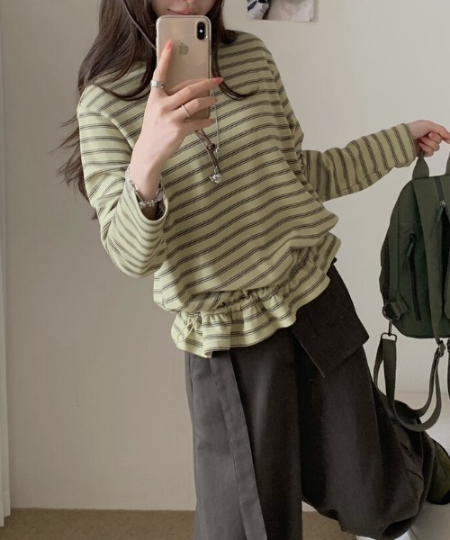 FAVORITO(ファヴォリート)の「クルーネックボーダーTEE(Tシャツ/カットソー・レディース・ベージュ/グレー/ピンク/グリーン・F)」の7枚目の写真