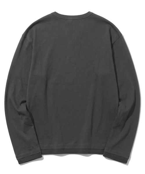F.ILLUMINATE(フィルミネイト)の「レイヤードヘンリーネックロングスリーブ-3Color(Tシャツ/カットソー・メンズ・グレー/チャコール/ブラック・MEDIUM/SMALL/LARGE)」の7枚目の写真