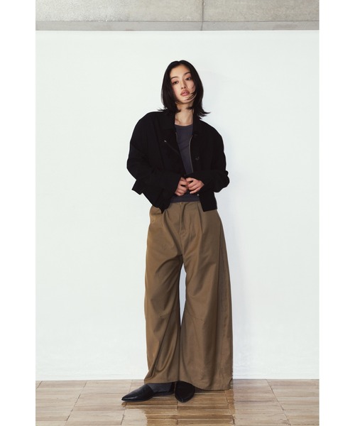 Knuth Marf(クヌースマーフ)の「2way cropped frill jacket(その他アウター・レディース・ブラック/ベージュ・FREE)」の8枚目の写真