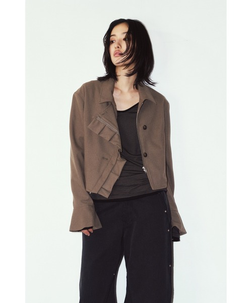 Knuth Marf(クヌースマーフ)の「2way cropped frill jacket(その他アウター・レディース・ブラック/ベージュ・FREE)」の16枚目の写真