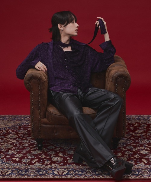 Ellno Loset(エルノロゼット)の「【SEME】lame velours tuck shirt with tie(シャツ/ブラウス・メンズ・パープル/ブラック・MEDIUM/SMALL/LARGE)」の8枚目の写真