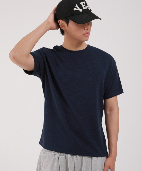 DEVELOVE(デヴローブ)の「スラブラウンド半袖Tシャツ_ネイビー(Tシャツ/カットソー・メンズ・ネイビー・LARGE/MEDIUM/X-LARGE)」の2枚目の写真