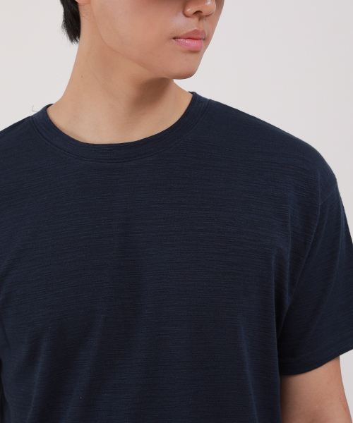 DEVELOVE(デヴローブ)の「スラブラウンド半袖Tシャツ_ネイビー(Tシャツ/カットソー・メンズ・ネイビー・LARGE/MEDIUM/X-LARGE)」の4枚目の写真