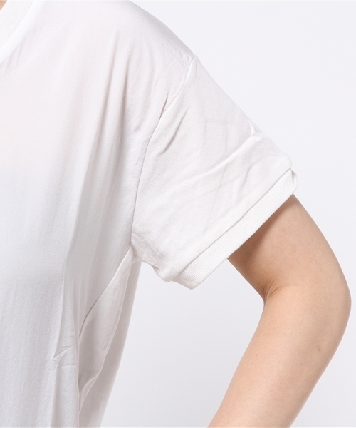 REAL CUBE（リアルキューブ）の「Blanchechou フロント切替えVネックトップス（Tシャツ/カットソー・レディース・カーキ/ライトグレー/オフホワイト・M）」の10枚目の写真