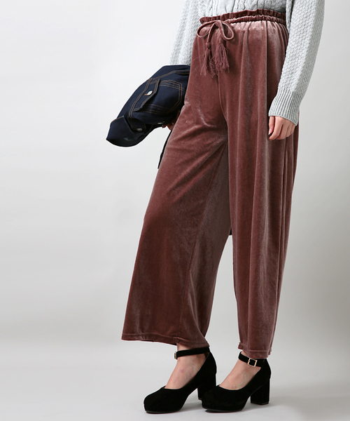 WEGO（ウィゴー）の「WEGO/ベロアワイドパンツ（その他パンツ・レディース・ネイビー/ブラック/ピンク/ライトパープル/ダークブラウン/ベージュ/ワイン/ライトピンク/ライトベージュ・FREE）」の4枚目の写真