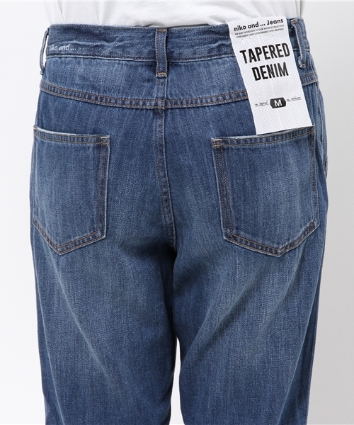 niko and...（ニコアンド）の「テーパードデニムパンツ（デニムパンツ・レディース・ダークブルー/インディゴブルー/ライトブルー・1/2/4/3）」の12枚目の写真