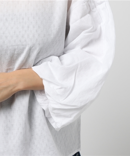 POU DOU DOU（プードゥドゥ）の「バルーン袖ブラウス（シャツ/ブラウス・レディース・ネイビー/オフホワイト/ブルー・3）」の10枚目の写真