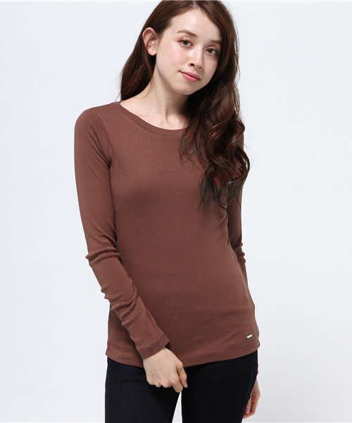 MOUSSY（マウジー）の「BASIC LONG SLEEVE TEE（Tシャツ/カットソー・レディース・ブラック/ホワイト/ブラウン/ネイビー・1/2）」の15枚目の写真