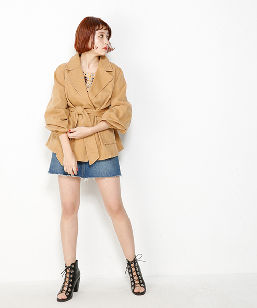 SLY（スライ）の「VOLUME SLEEVE MILITARY JK（その他アウター・レディース・キャメル/カーキ/ライトベージュ・1/2）」の3枚目の写真