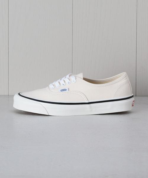 BEAUTY&YOUTH UNITED ARROWS（ビューティーアンドユースユナイテッドアローズ）の「＜VANS＞AUTHENTIC ANAHEIM/ｽﾆｰｶｰ（スニーカー・レディース・ブラック/ホワイト/オレンジ/イエロー・4h/5/6h/6/5h）」の2枚目の写真