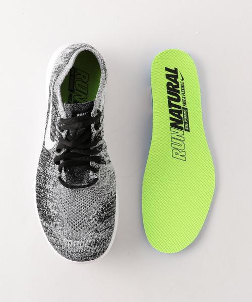 NIKE(ナイキ)の「NIKE(ナイキ) ウィメンズ フリーランフライニット2(スニーカー・レディース・ブラック/グレー・24.5cm/24cm/25cm/23.5cm/23cm)」の5枚目の写真