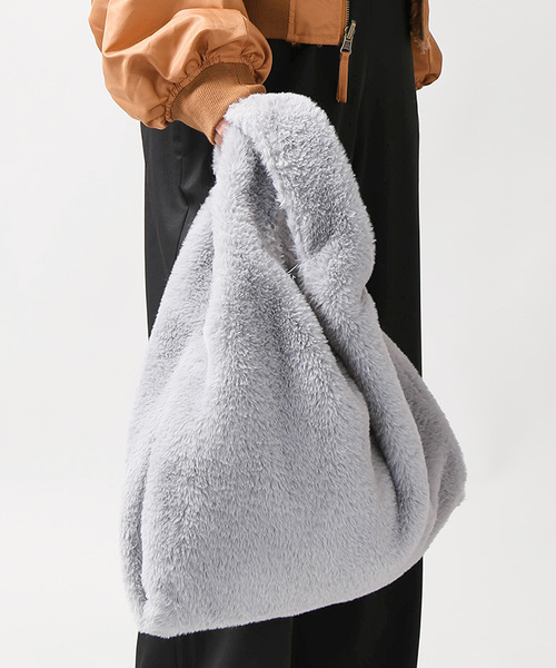 WEGO（ウィゴー）の「WEGO/ファーショッパーバッグ（トートバッグ・レディース・ブラック/グレー/ベージュ/ピンク・FREE）」の3枚目の写真