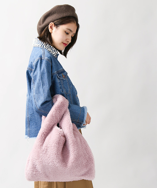 WEGO（ウィゴー）の「WEGO/ファーショッパーバッグ（トートバッグ・レディース・ブラック/グレー/ベージュ/ピンク・FREE）」の16枚目の写真