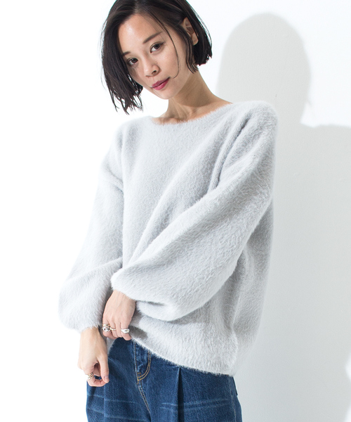 Furryrate(ファーリーレート)の「フェザーヤーンパフスリーブニットプルオーバー【シャギーニット】 (ニット/セーター・レディース・ライトグレー/ブラウン/グリーン/アイボリー/グレー系その他/サックスブルー/ラベンダー・FREE)」の3枚目の写真