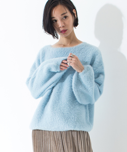 Furryrate(ファーリーレート)の「フェザーヤーンパフスリーブニットプルオーバー【シャギーニット】 (ニット/セーター・レディース・ライトグレー/ブラウン/グリーン/アイボリー/グレー系その他/サックスブルー/ラベンダー・FREE)」の6枚目の写真