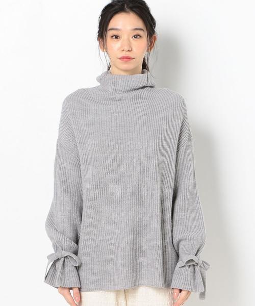 Another Edition(アナザーエディション)の「カタアゼタートル袖リボンPO(ニット/セーター・レディース・イエロー/ライトグレー/ベージュ・FREE)」の5枚目の写真