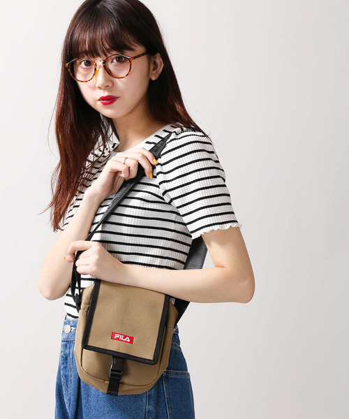 FILA(フィラ)の「∴WEGO/FILA別注フラップミニショルダーバッグ(ショルダーバッグ・メンズ・ブラック/ベージュ/マルチ・FREE)」の14枚目の写真