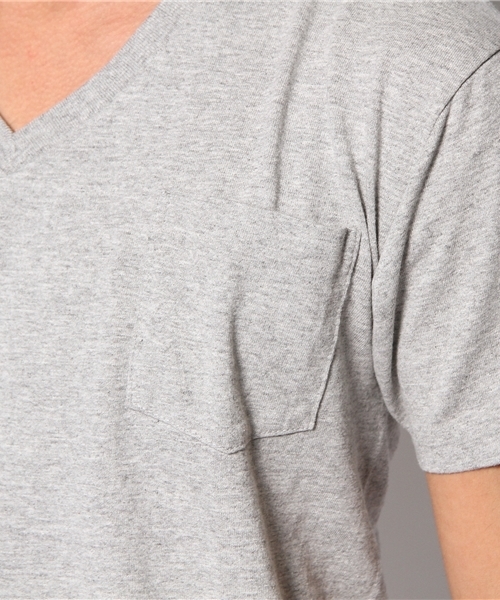 SHIPS（シップス）の「VELVA SHEEN: Vネック ポケットTEEシャツ（グレー）（Tシャツ/カットソー・メンズ・チャコールグレー・SMALL/MEDIUM）」の7枚目の写真