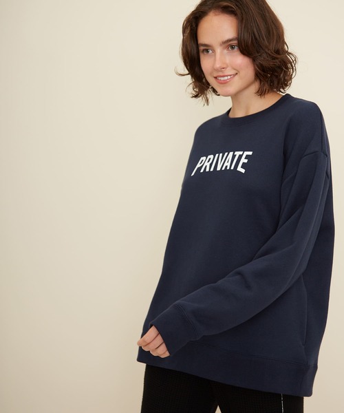 STUDIOUS（ステュディオス）の「【STUDIOUS】BACKカットオフビッグスウェット（スウェット・レディース・ネイビー/ワインレッド・FREE）」の6枚目の写真