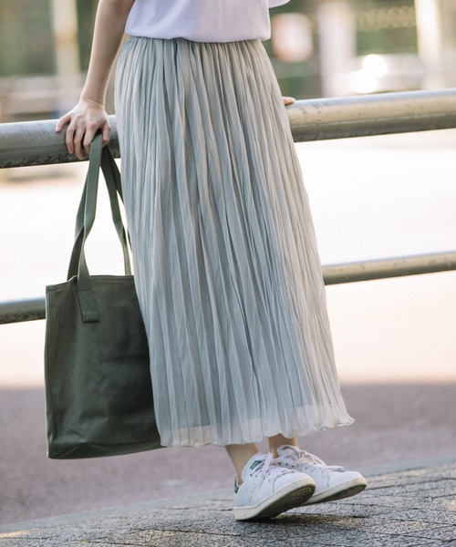 Munich（ミューニック）の「ポリエステルジャージープリーツスカート（スカート・レディース・カーキ/ダークベージュ/ライトグレー/オレンジ/アイボリー/ネイビー/グリーン・S/M）」の17枚目の写真