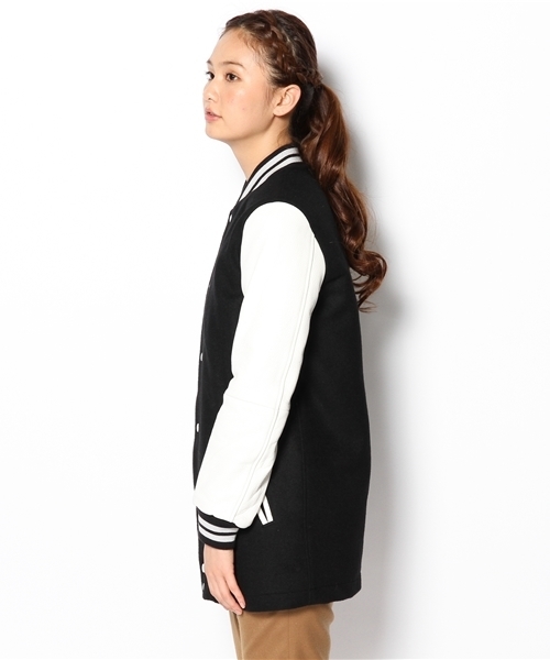 BEAUTY&YOUTH UNITED ARROWS（ビューティーアンドユースユナイテッドアローズ）の「BYBC FACTOTUM femme 別注スタジアムジャンパー ◆（スタジャン・レディース・グレー/ネイビー・36）」の4枚目の写真