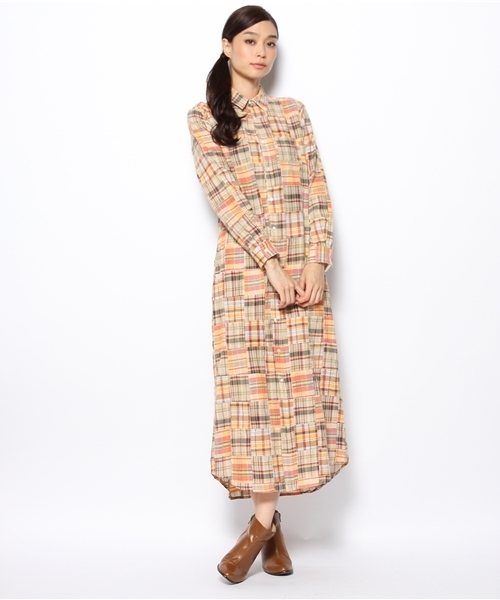 laule'a sunny side store(ラウレアサニーサイドストア)の「パッチワークロングシャツワンピース(シャツワンピース・レディース・レッド/ブルー/オレンジ・FREE)」の1枚目の写真