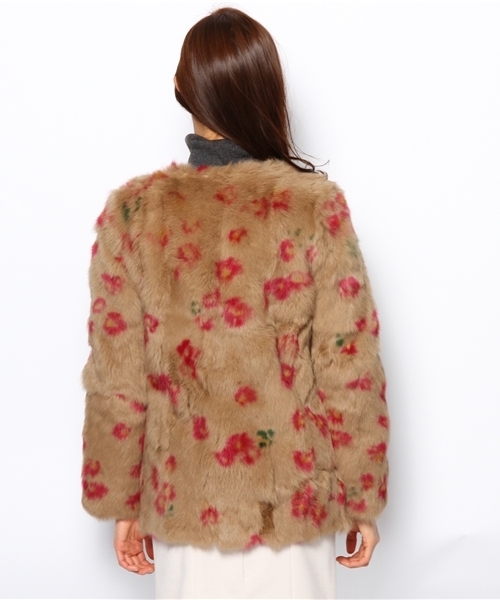 Ray BEAMS(レイビームス)の「□Ray BEAMS / ラビットファー プリントコート(その他アウター・レディース・ベージュ・0/1)」の4枚目の写真