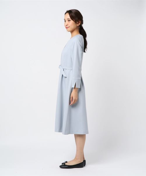 12Twelve Agenda（トゥエルブ　アジェンダ）の「キーネック9分袖フレアワンピース（ワンピース・レディース・ネイビー/グレー/サックスブルー・M）」の9枚目の写真