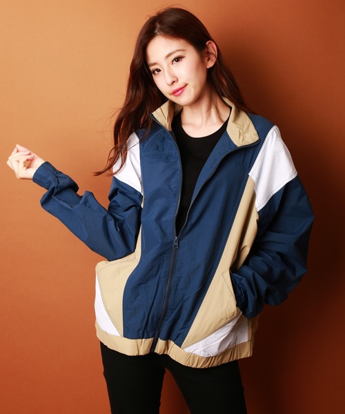 WESTSEA（ウエストシー）の「WEB限定　別注 切替 ナイロン トラックジャケット（ナイロンジャケット・メンズ・ブラック/ネイビー/パープル系その他2/ブルー系その他/ブルー/ブラック系その他/ベージュ/ブルー系その他3/ブルー系その他4/パープル系その他/ブルー系その他2/ベージュ系その他/ブルー系その他5/ブラック系その他2/パープル系その他3/パープル・M/L/XL）」の5枚目の写真