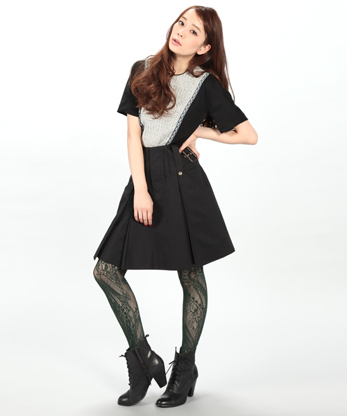 SOMARTA（ソマルタ）の「Theta Skin Series Swan（タイツ/ストッキング・レディース・ブラック/グリーン/ダークパープル・M/L/S/M）」の2枚目の写真