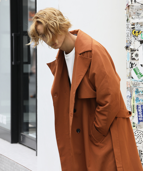 Luv maison（ラブメゾン）の「ルーズフィットトレンチコート/オーバーサイズ コート（トレンチコート・メンズ・キャメル/ブラック・M/L）」の14枚目の写真