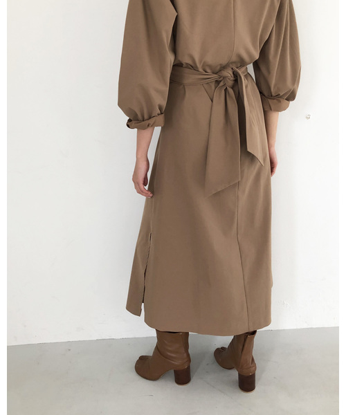 TODAYFUL（トゥデイフル）の「ウエストラップラウンドドレス（ワンピース・レディース・ベージュ/キナリ・36inch/38inch）」の5枚目の写真