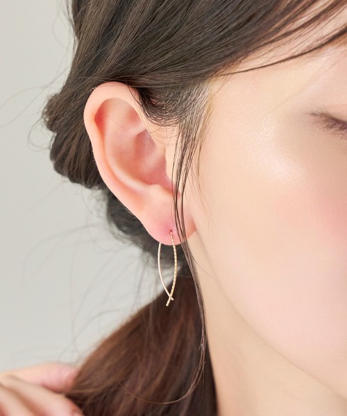 Phoebe（フィービィー）の「【K10】クロスラインアメリカンピアス/BOX付き（ピアス（両耳用）・レディース・ゴールド/ピンクゴールド・FREE）」の20枚目の写真