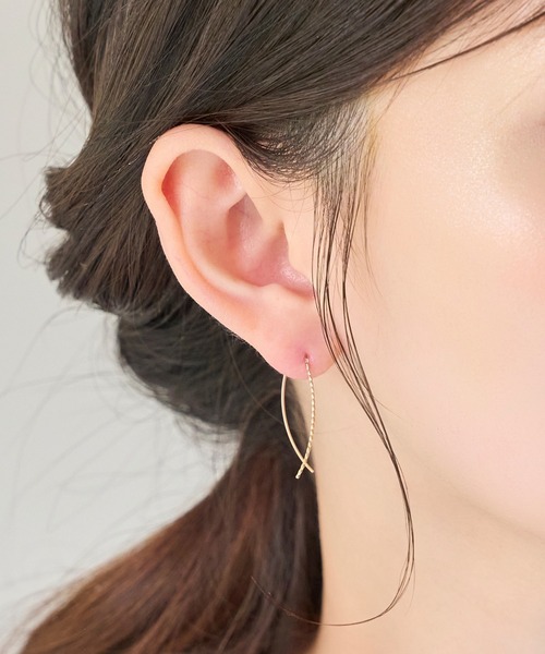 Phoebe（フィービィー）の「【K10】クロスラインアメリカンピアス/BOX付き（ピアス（両耳用）・レディース・ゴールド/ピンクゴールド・FREE）」の21枚目の写真