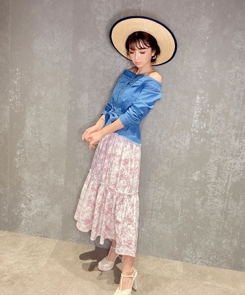 eimy istoire(エイミーイストワール)の「オフショルダーデニム eimy istoire(エイミーイストワール)の「オフショルダーデニム