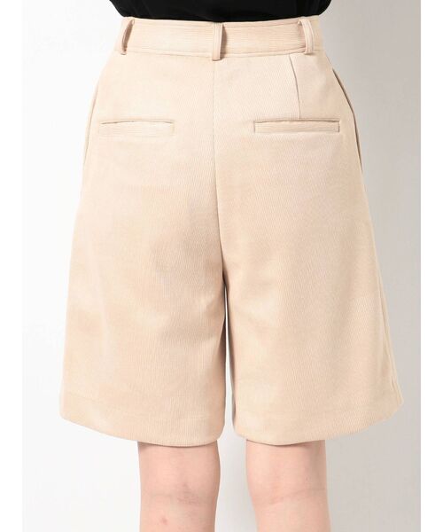 EMODA(エモダ)の「タックウエストハーフパンツ(その他パンツ・レディース・ブラック/ベージュ/グレー/その他・SMALL/MEDIUM)」の19枚目の写真