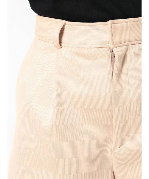 EMODA(エモダ)の「タックウエストハーフパンツ(その他パンツ・レディース・ブラック/ベージュ/グレー/その他・SMALL/MEDIUM)」の20枚目の写真