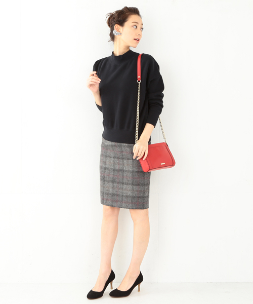 Ray BEAMS（レイビームス）の「Ray BEAMS / スウェット ハイネック プルオーバー（スウェット・レディース・オフホワイト/シルバー/ブラック・ONE SIZE）」の16枚目の写真