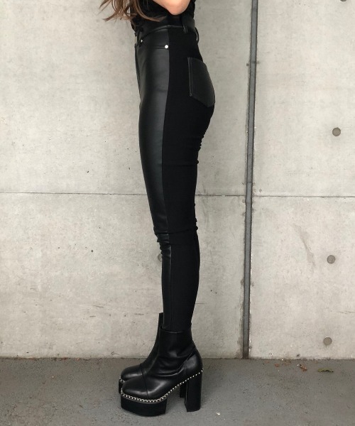 ENVYM（アンビー）の「ＰＵコンビジェギンス（その他パンツ・レディース・ブラック・S/M）」の4枚目の写真