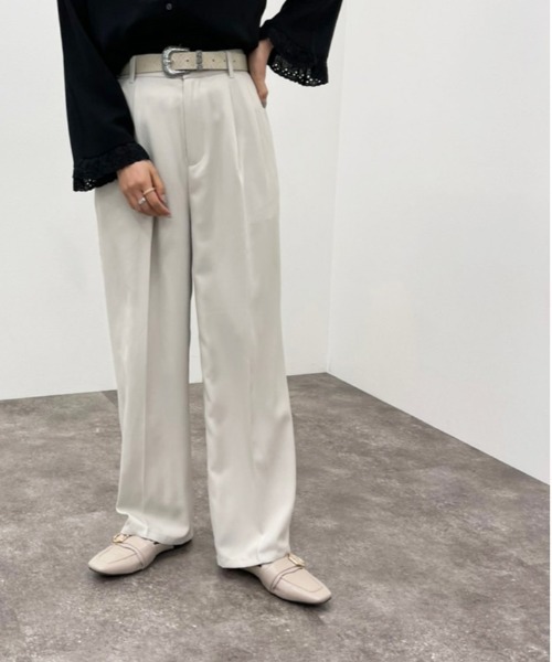 apres jour mignon（アプレジュールミニョン）の「シュエットストレートパンツ【ZOZOTOWN限定アイテム】（その他パンツ・レディース・ダークブラウン/アイボリー/ダークグリーン/ブルー系その他/ブラック/パープル/オレンジ・SMALL/X-LARGE/MEDIUM）」の8枚目の写真