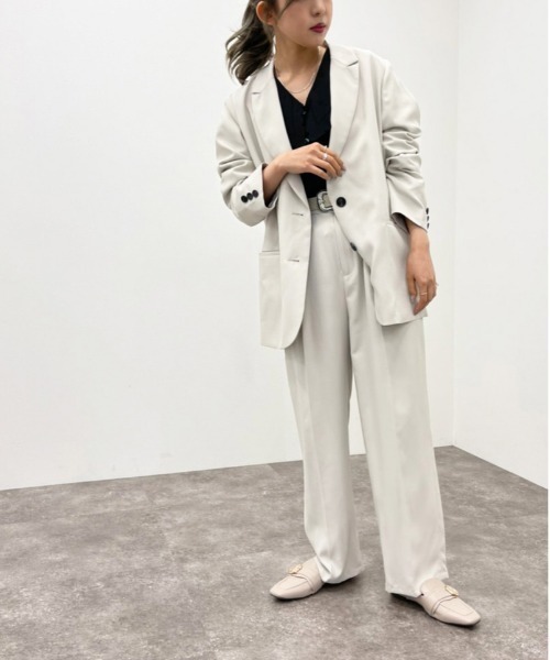 apres jour mignon（アプレジュールミニョン）の「シュエットストレートパンツ【ZOZOTOWN限定アイテム】（その他パンツ・レディース・ダークブラウン/アイボリー/ダークグリーン/ブルー系その他/ブラック/パープル/オレンジ・SMALL/X-LARGE/MEDIUM）」の15枚目の写真
