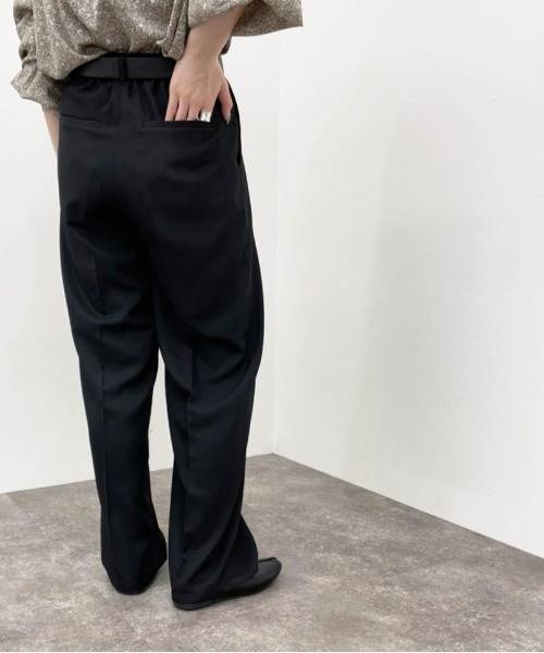 apres jour mignon（アプレジュールミニョン）の「シュエットストレートパンツ【ZOZOTOWN限定アイテム】（その他パンツ・レディース・ダークブラウン/アイボリー/ダークグリーン/ブルー系その他/ブラック/パープル/オレンジ・SMALL/X-LARGE/MEDIUM）」の20枚目の写真
