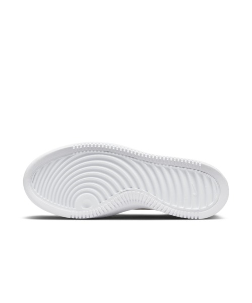 NIKE(ナイキ)の「ナイキ コート ビジョン アルタ ウィメンズシューズ / 厚底 スニーカー / Nike Court Vision Alta Women's Shoe(スニーカー・レディース・ホワイト/ブラック/ホワイト系その他2/ベージュ系その他2・23/24/25/26/25.5/26.5/22.5/24.5/23.5/27.5/29/27/28.5/28)」の13枚目の写真