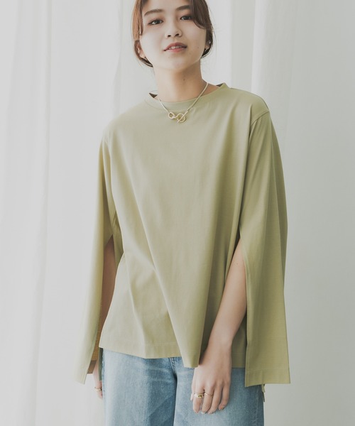 KBF+(ケービーエフプラス)の「KBF+ 袖スリットプルオーバー(Tシャツ/カットソー・レディース・チャコールグレー/オフホワイト/ライトカーキ・ONE)」の10枚目の写真