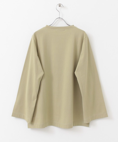 KBF+(ケービーエフプラス)の「KBF+ 袖スリットプルオーバー(Tシャツ/カットソー・レディース・チャコールグレー/オフホワイト/ライトカーキ・ONE)」の19枚目の写真