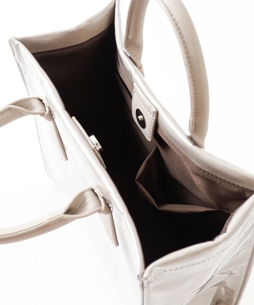 COLONY 2139（コロニートゥーワンスリーナイン）の「PVCクリアトートバッグ(スムース)（ショルダーバッグ・レディース・ブラック/モカ・FREE）」の12枚目の写真