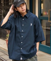 U.S. POLO ASSN.（ユーエスポロアッスン）の「U.S. POLO ASSN. /ユーエスポロアッスン 別注 ワンポイント刺繍ロゴ オーバーサイズ 半袖レギュラーカラーシャツ（シャツ/ブラウス）」