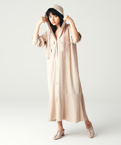 LAYMEE(レイミー)の「Palm shirt OP / パルムシャツワンピース(シャツワンピース・レディース・ブラック/ピンク/ベージュ・FREE)」の3枚目の写真